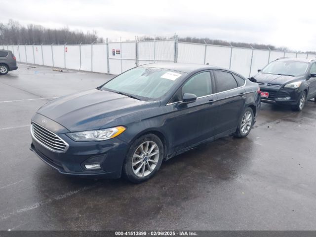 3FA6P0HD0LR229656 Ford FUSION SE