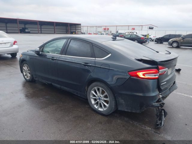 3FA6P0HD0LR229656 Ford FUSION SE