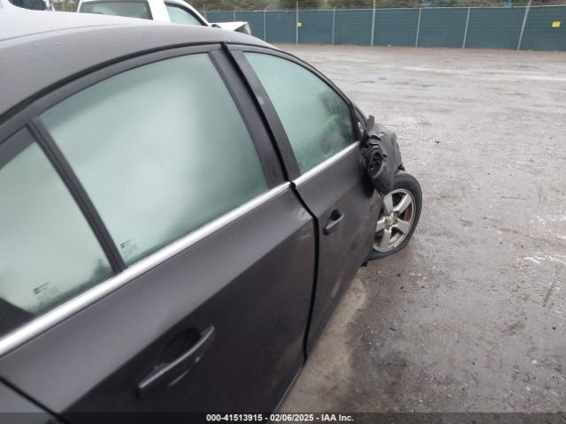 1G1PC5SB4F7240663 Chevrolet Cruze 1lt Auto