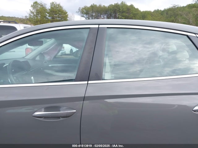 Hyundai Sonata Limited 2022 KMHL34J23NA215414 Image 13