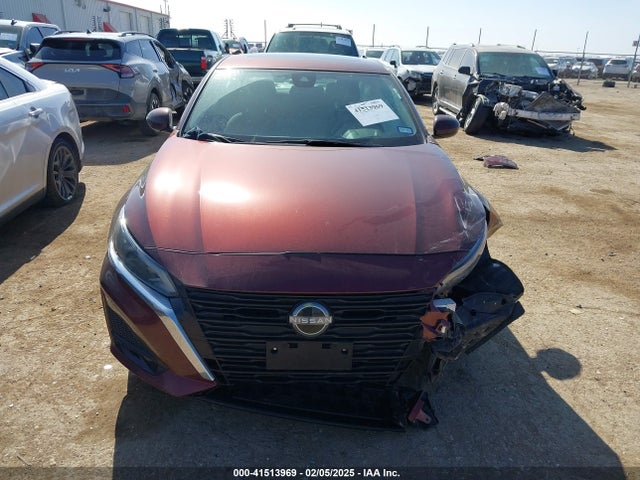1N4BL4DV0PN352737 Nissan Altima Sv Fwd