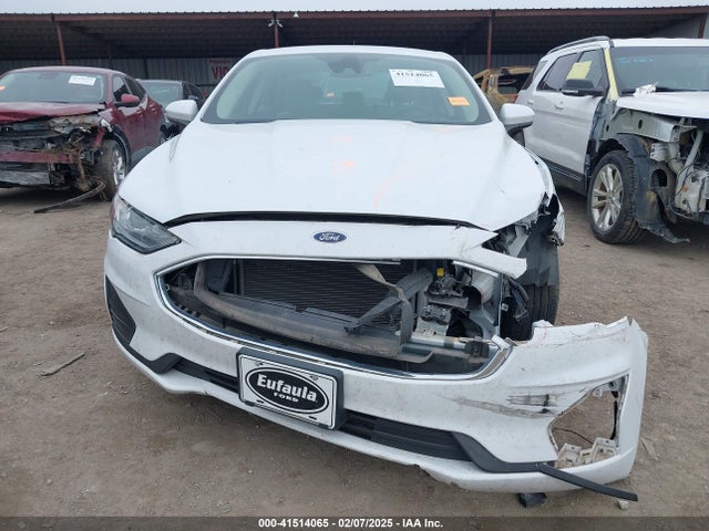 Ford FUSION S 2019 3FA6P0G72KR268355 Image 13