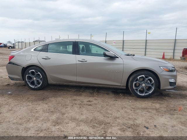 1G1ZD5ST0RF228034 Chevrolet Malibu Fwd 1lt