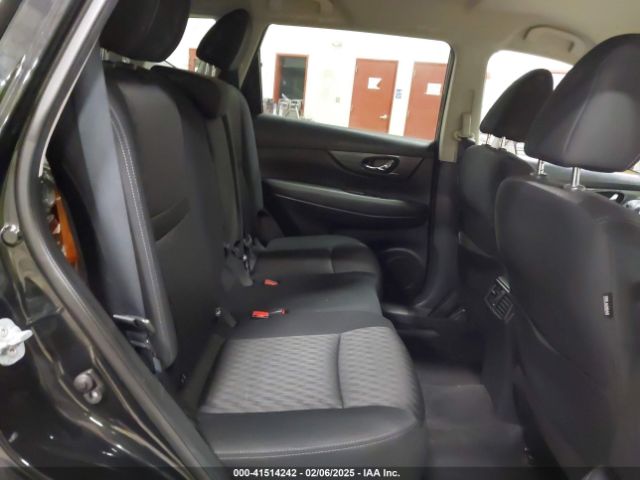 KNMAT2MT3HP551571 Nissan ROGUE SV