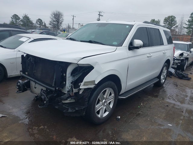 1FMJU1JT7JEA57514 Ford Expedition Xlt