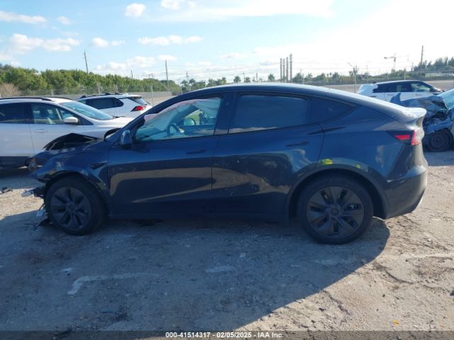 7SAYGDED4SF226776 Tesla Model Y Long Range Dual Motor All-wheel Drive