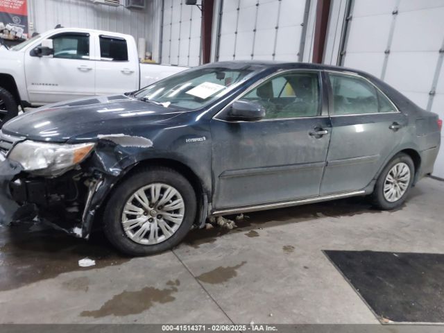 4T1BD1FK5EU134400 Toyota Camry Hybrid Le