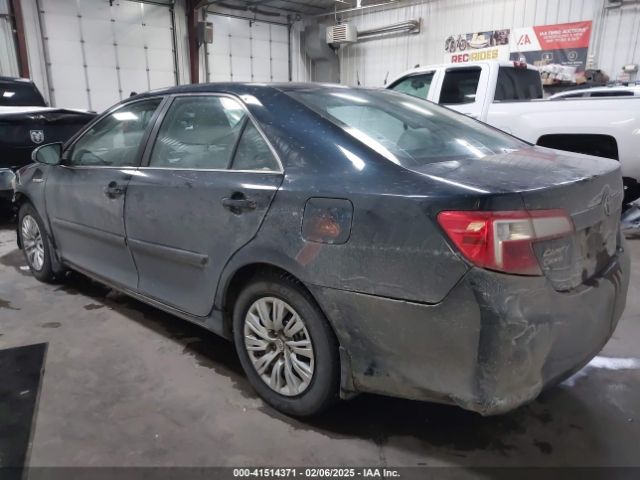 4T1BD1FK5EU134400 Toyota Camry Hybrid Le