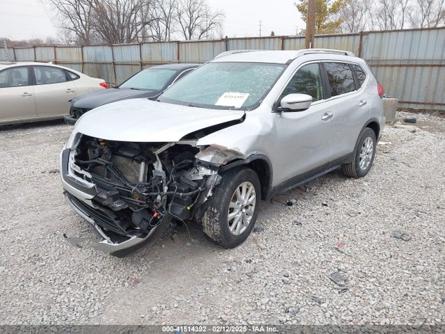 JN8AT2MV4HW018818 Nissan ROGUE SV