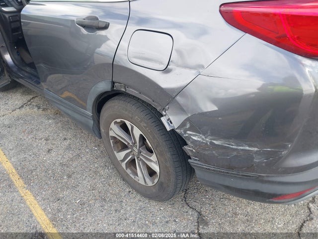 Honda CR-V LX 2017 7FARW5H34HE014986 Image 6