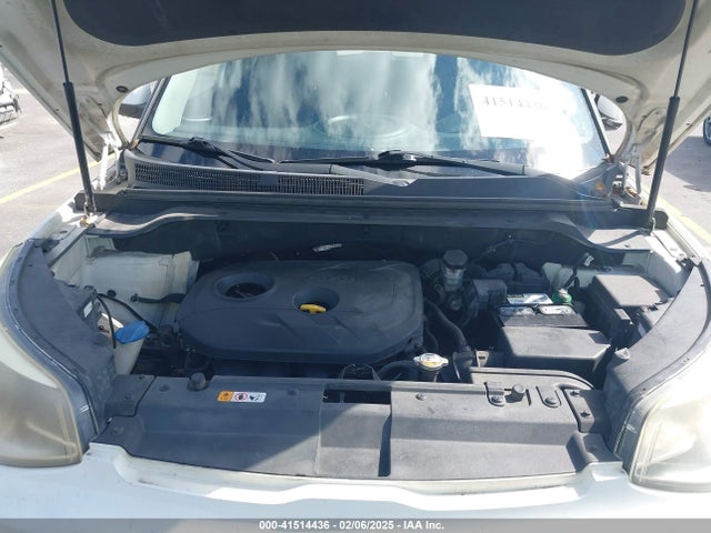 KIA SOUL + 2014 KNDJP3A50E7027662 Image 10