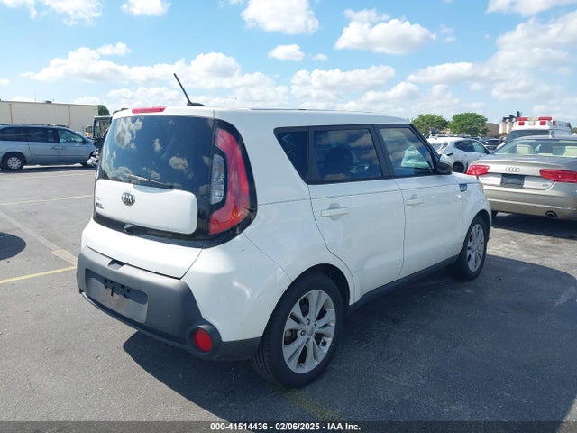 KIA SOUL + 2014 KNDJP3A50E7027662 Image 4