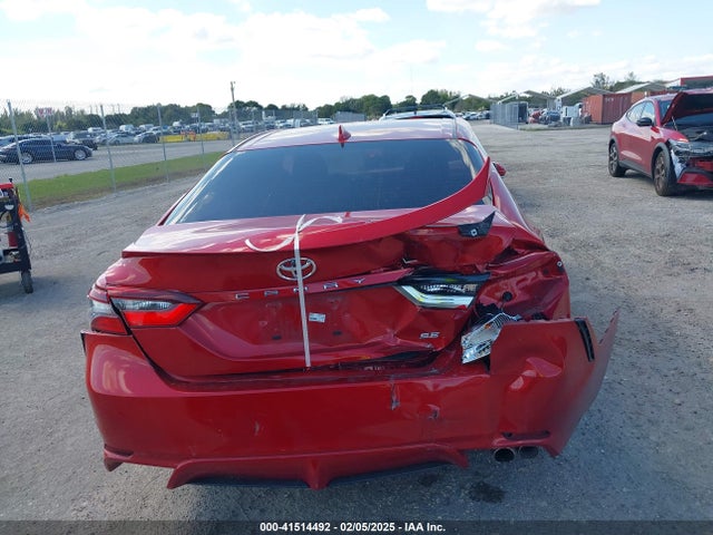 4T1G11AK7MU484390 Toyota CAMRY SE