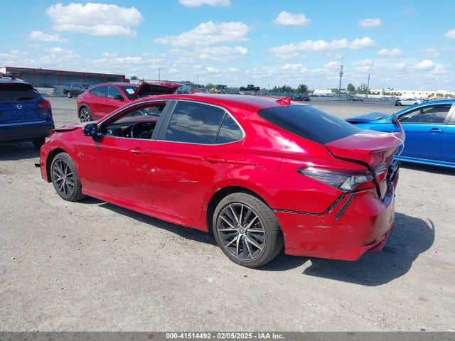 4T1G11AK7MU484390 Toyota CAMRY SE