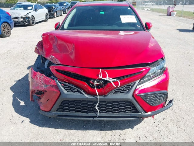 4T1G11AK7MU484390 Toyota CAMRY SE