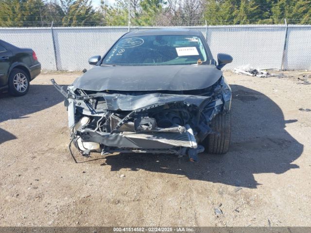 1G4ZP5SS9HU149280 Buick Lacrosse Essence
