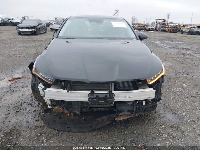 5XXG14J21MG010284 KIA K5 LXS