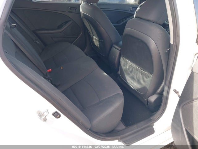 KIA Optima Lx 2015 KNAGM4A75F5538076 Image 8