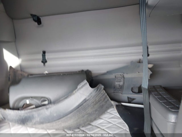 41514804 :رقم المزاد ، 4V4WC9EH1RN629758 vin ، 2024 Volvo Vnr مزاد بيع