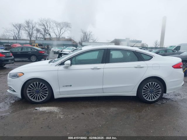 3FA6P0RU1HR315788 Ford Fusion Hybrid Titanium