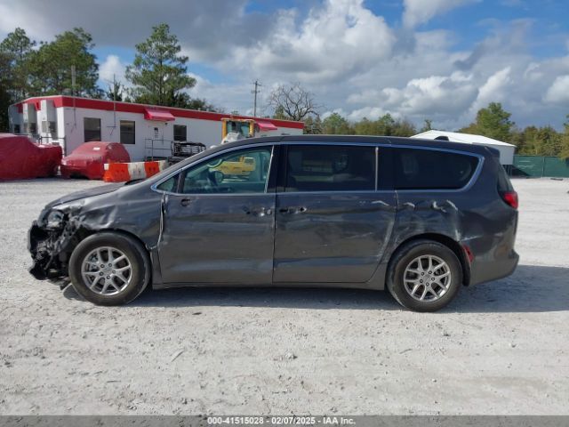2C4RC1CG2PR610558 Chrysler Voyager Lx