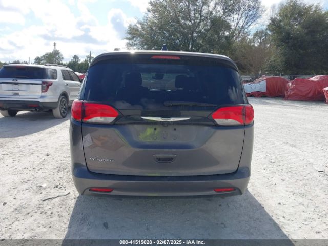 2C4RC1CG2PR610558 Chrysler Voyager Lx