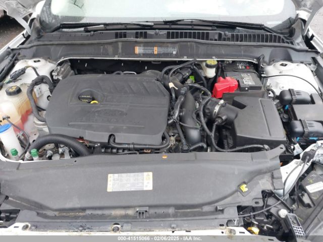 3FA6P0HD0HR156246 Ford FUSION SE