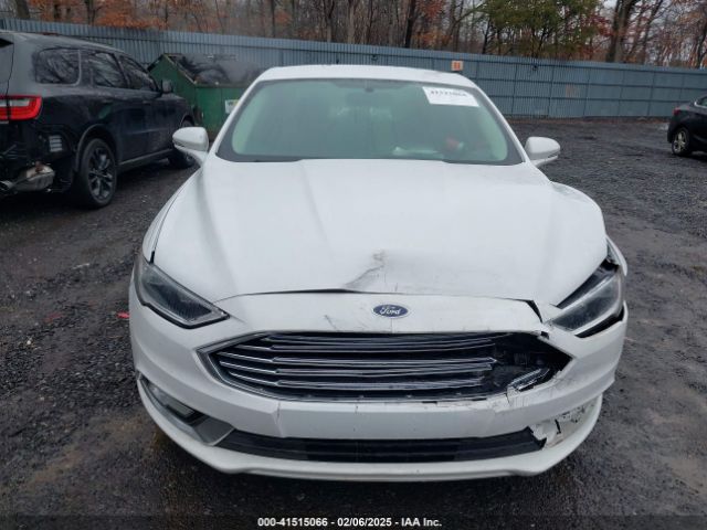3FA6P0HD0HR156246 Ford FUSION SE