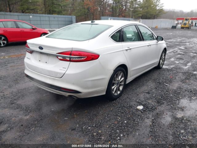 3FA6P0HD0HR156246 Ford FUSION SE