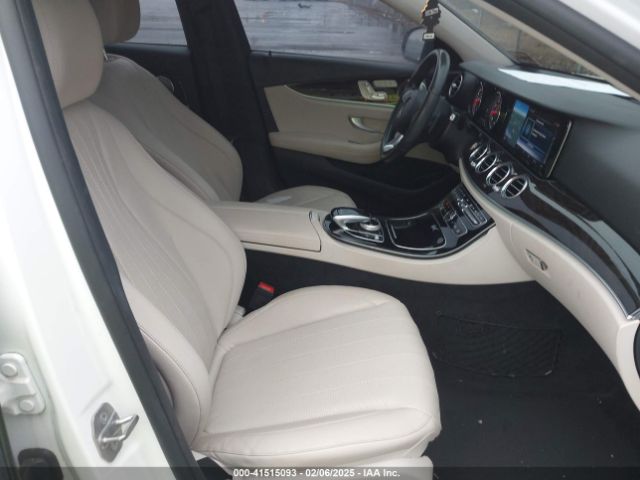 2017 MERCEDES-BENZ E 300 WDDZF4JB9HA107962 Photo 4