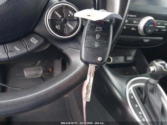 KNDJP3A59J7561835 KIA SOUL +