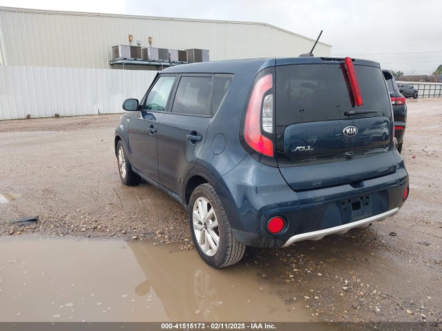 KNDJP3A59J7561835 KIA SOUL +