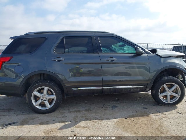 1FM5K7DH9JGC69076 Ford EXPLORER XLT