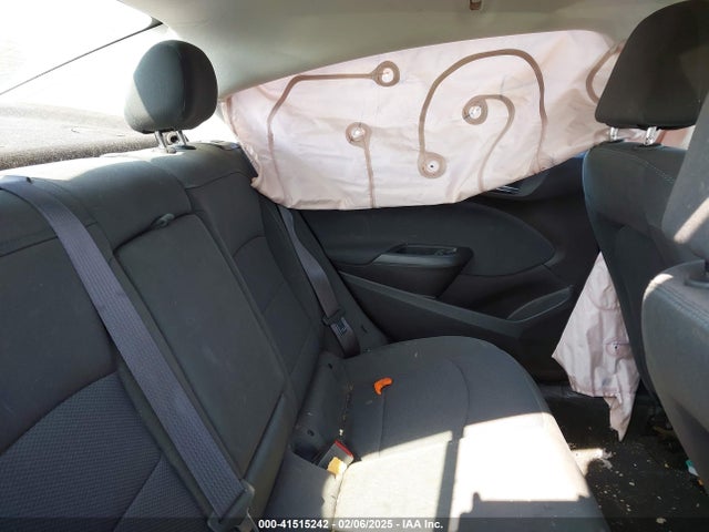 1G1BE5SM6H7215630 Chevrolet Cruze Lt Auto