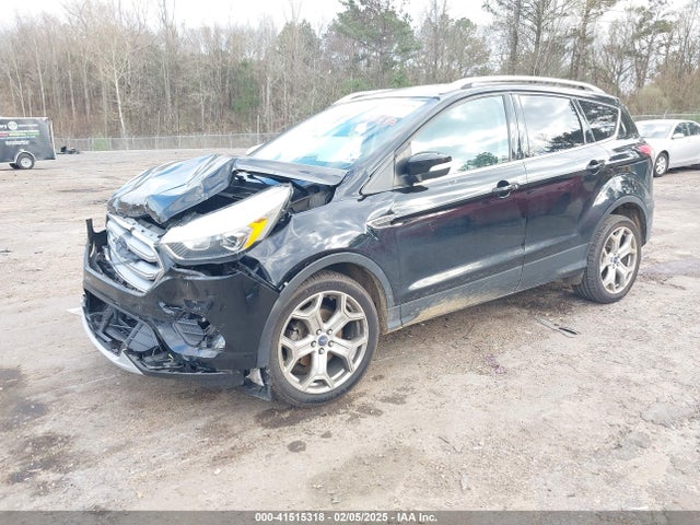 1FMCU0JD3HUD38933 Ford Escape Titanium
