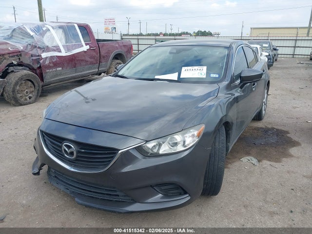 JM1GL1V57H1127804 Mazda Mazda6 Touring