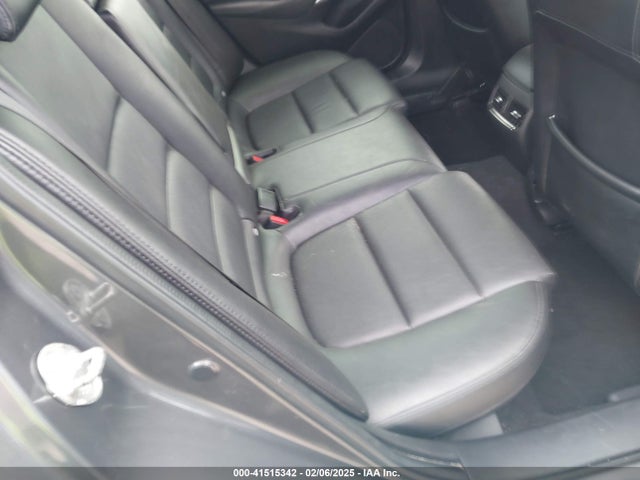 JM1GL1V57H1127804 Mazda Mazda6 Touring
