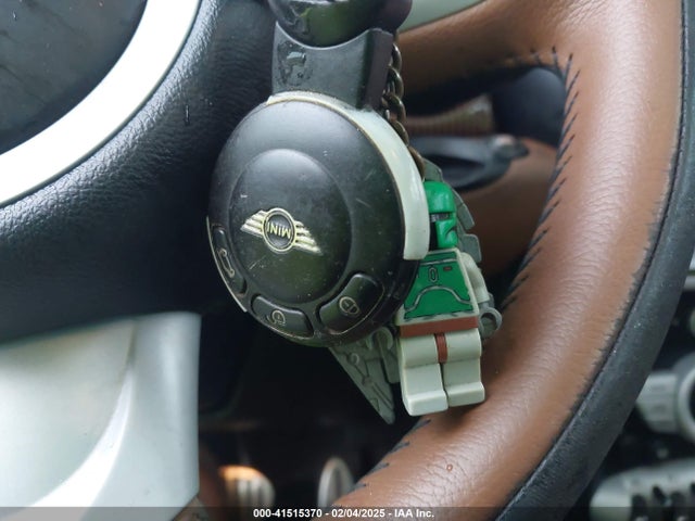 2010 MINI COOPER S WMWMF7C53ATZ72401 Photo 10