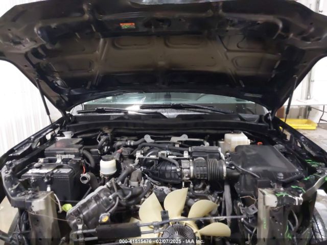 JN8AY2AD1M9662640 Nissan Armada Sv 4wd
