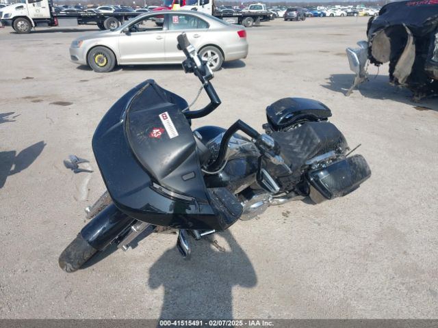 2018 HARLEY-DAVIDSON FLTRX 1HD1KHC1XJB646345 Photo 1