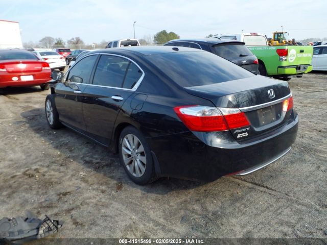2015 HONDA ACCORD SEDAN 1HGCR2F87FA259603 Photo 2