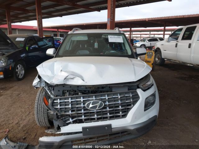 KMHRC8A38PU215372 Hyundai Venue Sel
