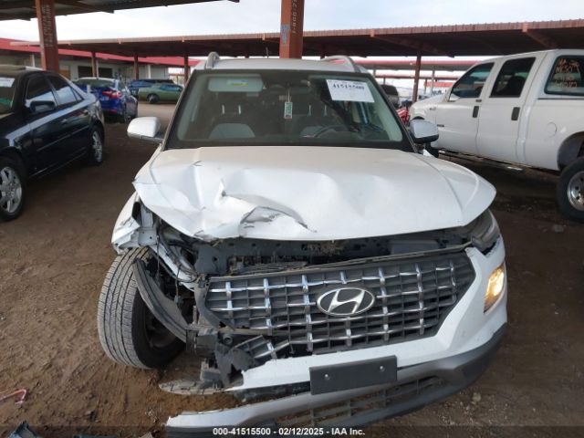 KMHRC8A38PU215372 Hyundai Venue Sel