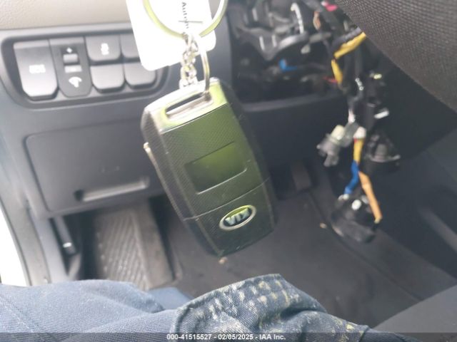 KNADM4A36G6638425 KIA RIO LX
