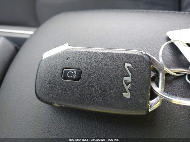 5XXG14J26NG103626 KIA K5 LXS