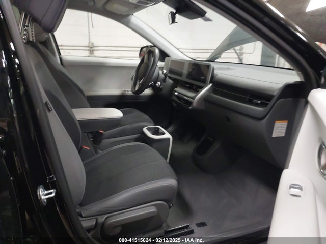KM8KMDAF2PU228135 Hyundai IONIQ 5 SE