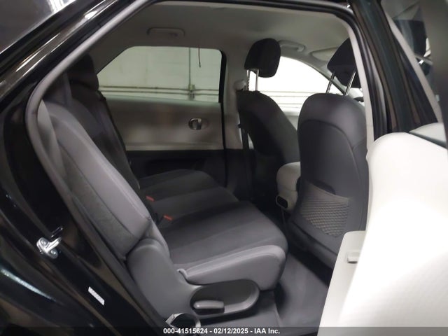 KM8KMDAF2PU228135 Hyundai IONIQ 5 SE