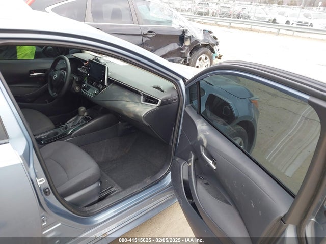 5YFEPMAE2MP183559 Toyota COROLLA LE