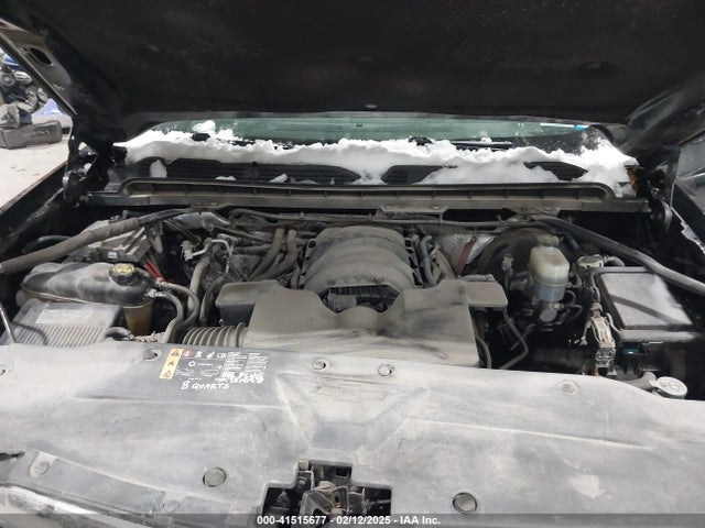 1GCVKREC1JZ311828 Chevrolet Silverado 1500 1lt