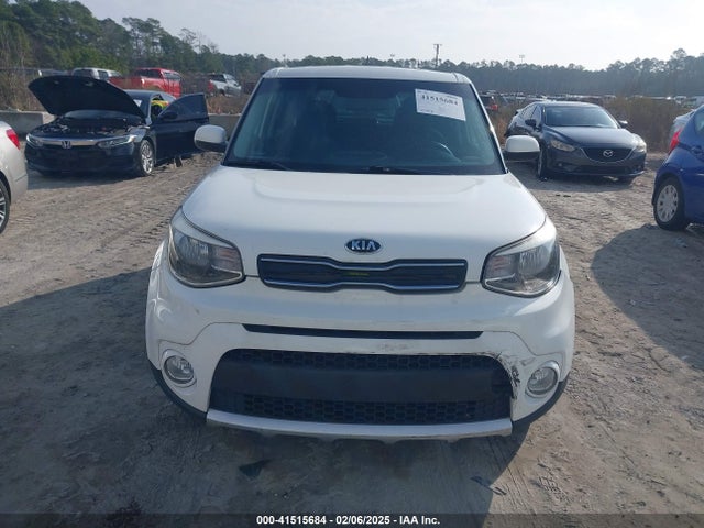 KIA SOUL + 2018 KNDJP3A50J7888611 Image 12